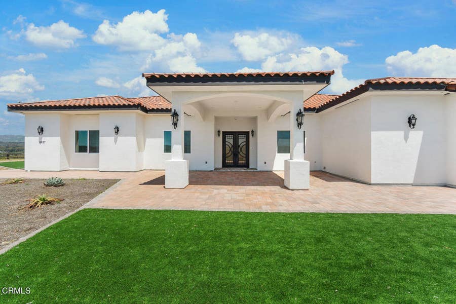 Property photo for 5927 St Maarten Drive, Moorpark, CA