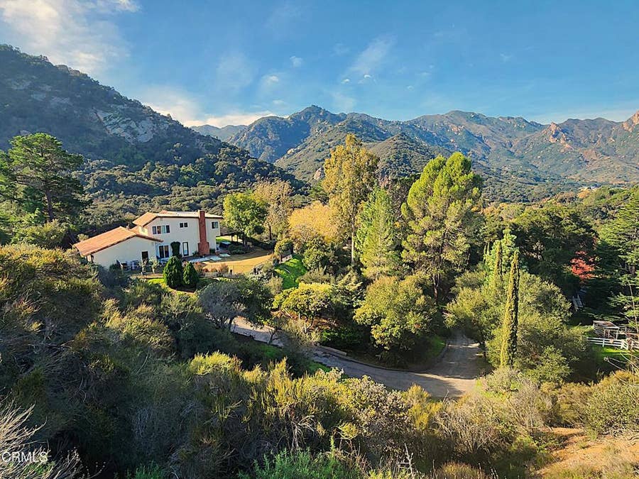 Property photo for 548 Live Oak Circle Drive, Calabasas, CA