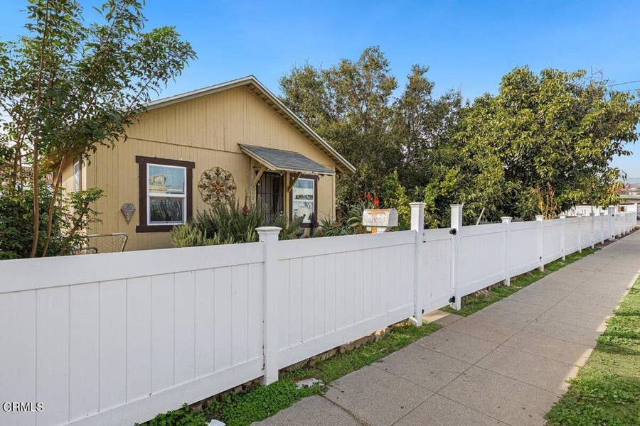 Property photo for 120 S Ojai Street, Santa Paula, CA