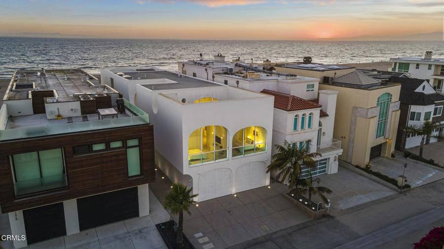 Property photo for 1211 Capri Way, Oxnard, CA