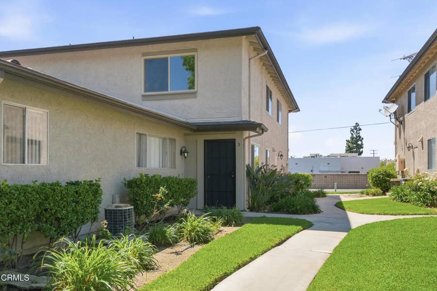 Property photo for 2057 Calle La Sombra, #3, Simi Valley, CA