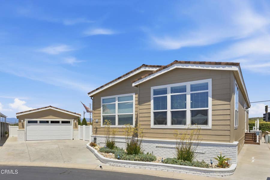 Property photo for 5540 W 5th Street, #21, Oxnard, CA