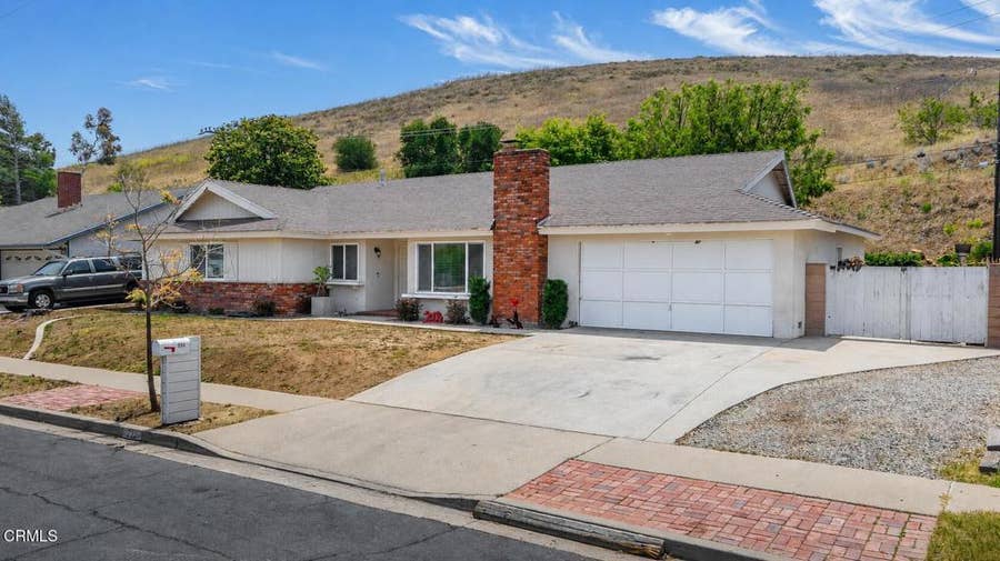 Property photo for 252 W Columbia Road, Thousand Oaks, CA