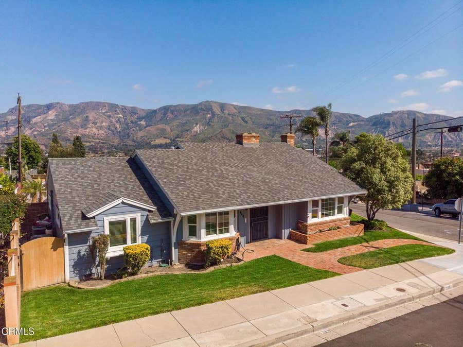 Property photo for 942 Loma Vista Place, Santa Paula, CA