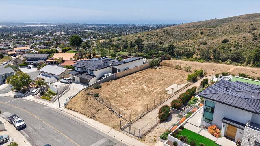 Property photo for 619 Skyline Road, Ventura, CA