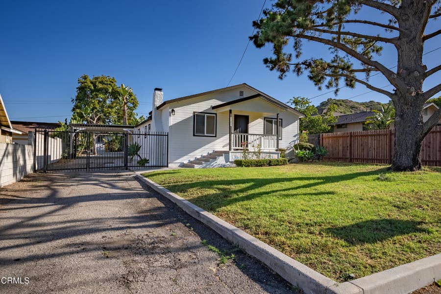 Property photo for 243 Fraser Lane, Ventura, CA