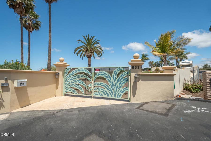 Property photo for 833 W Highland Drive, Camarillo, CA