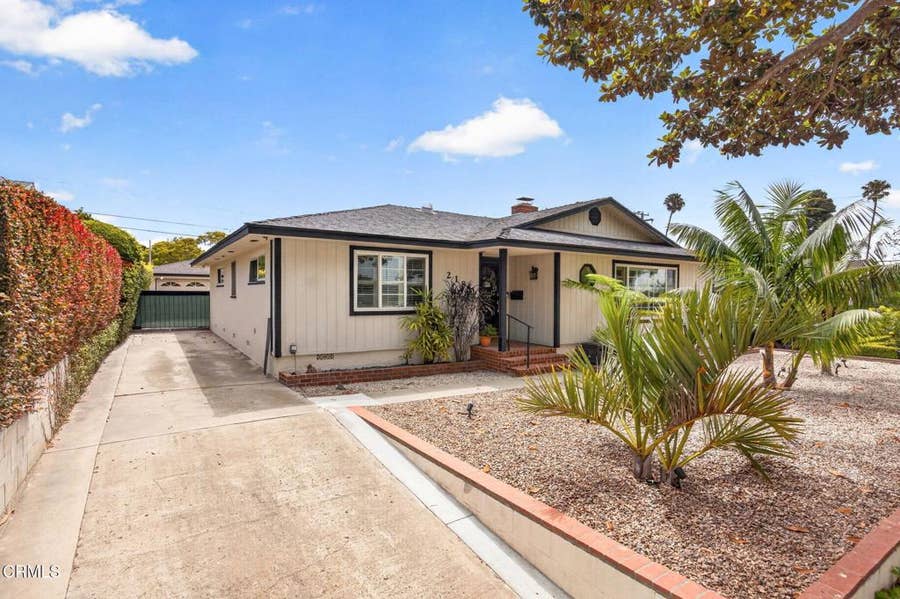 Property photo for 218 Palomares Avenue, Ventura, CA