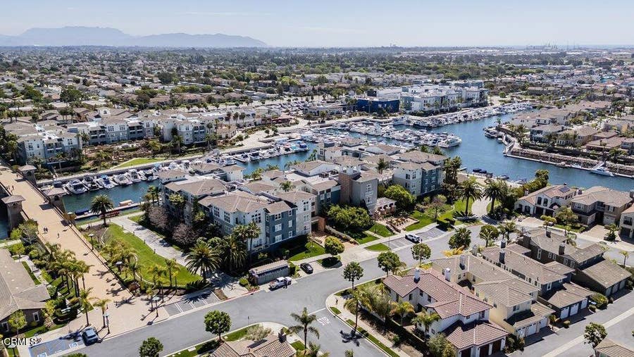 Property photo for 1502 Seabridge Lane, Oxnard, CA