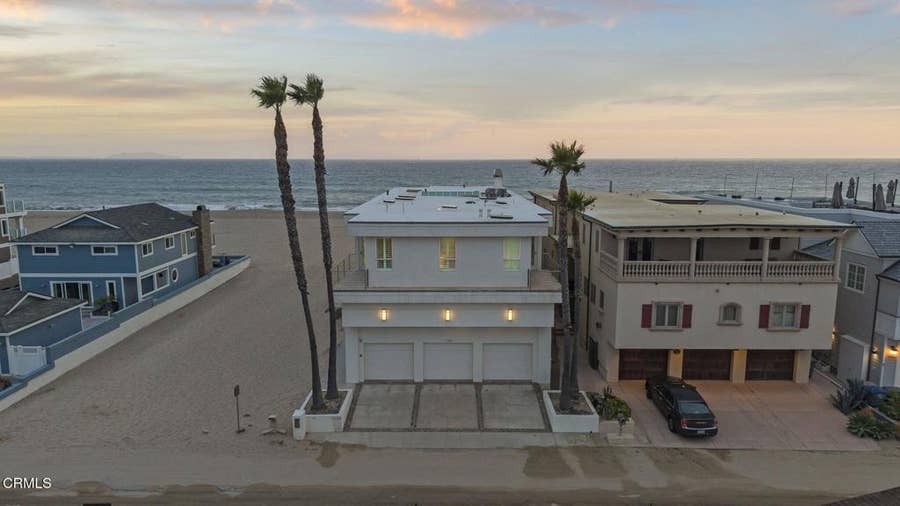 Property photo for 1135 Capri Way, Oxnard, CA