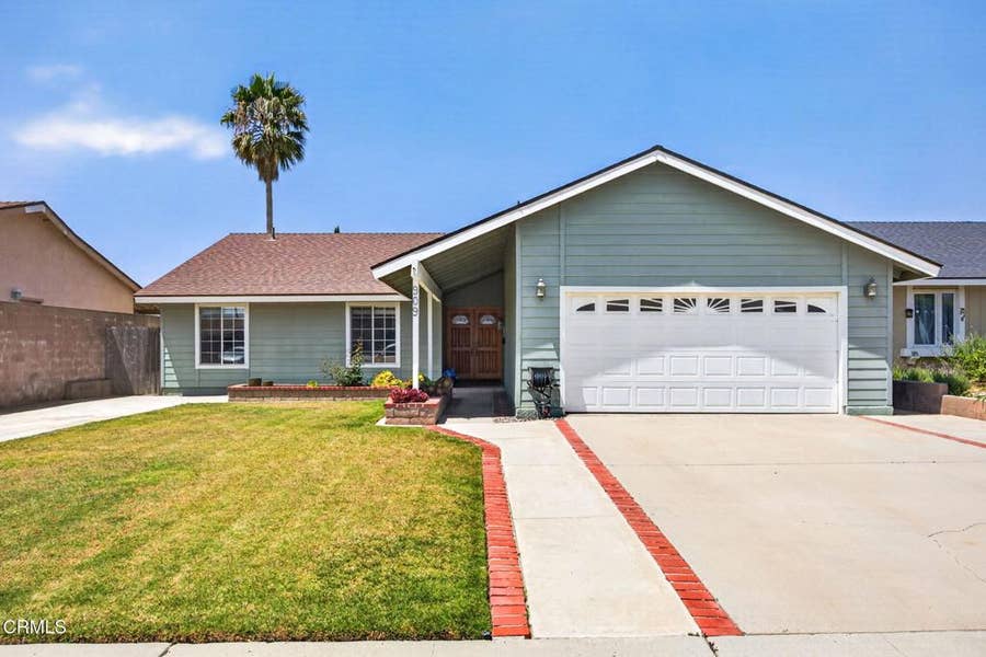 Property photo for 909 Burlington Avenue, Ventura, CA