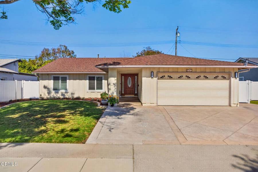Property photo for 868 Duvall Avenue, Camarillo, CA