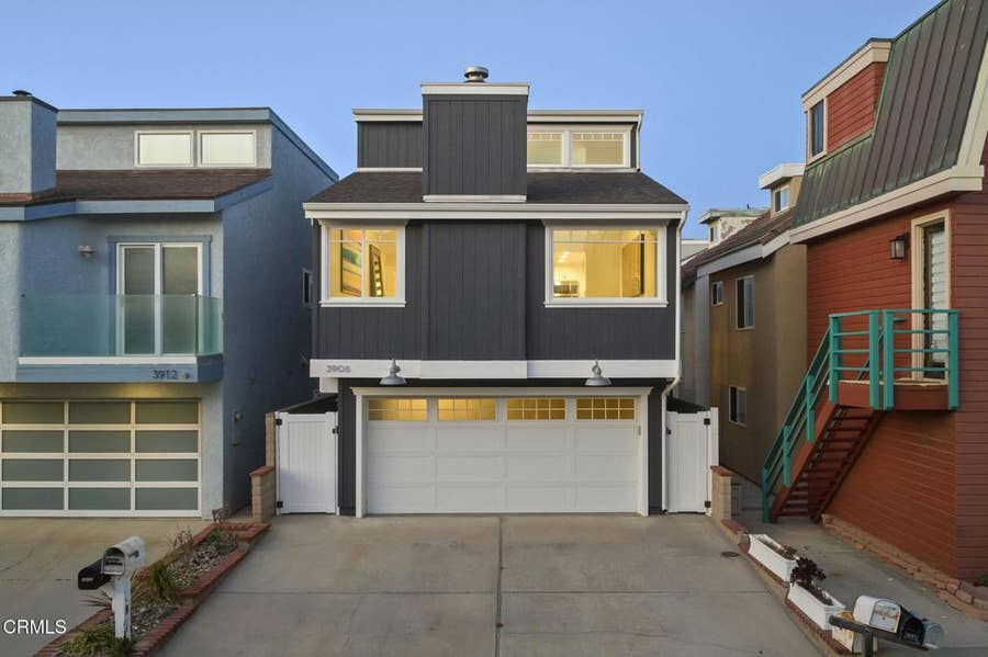 Property photo for 3908 Ocean Drive, Oxnard, CA