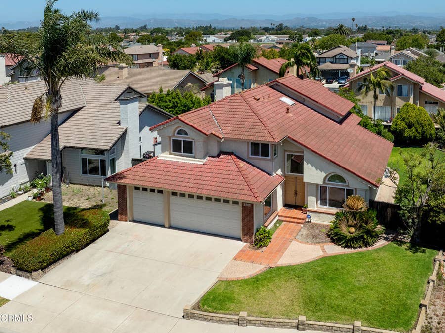 Property photo for 2011 Lennox Court, Oxnard, CA