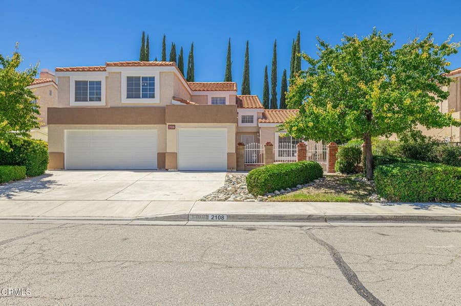 Property photo for 2108 Sunswept Circle, Lancaster, CA