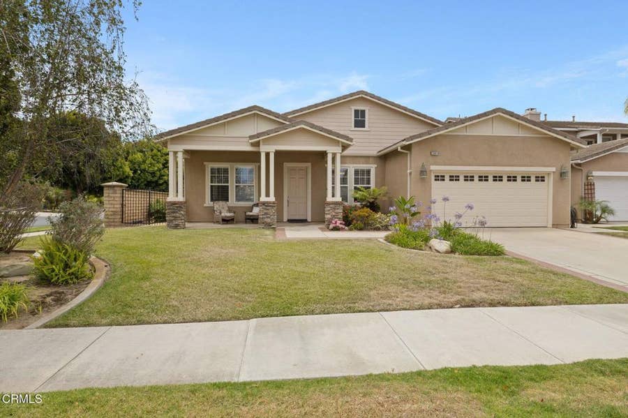 Property photo for 2001 Turnberry Drive, Oxnard, CA