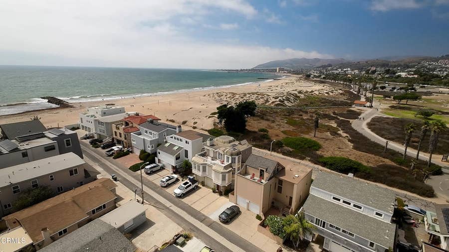 Property photo for 945 Sharon Lane, Ventura, CA