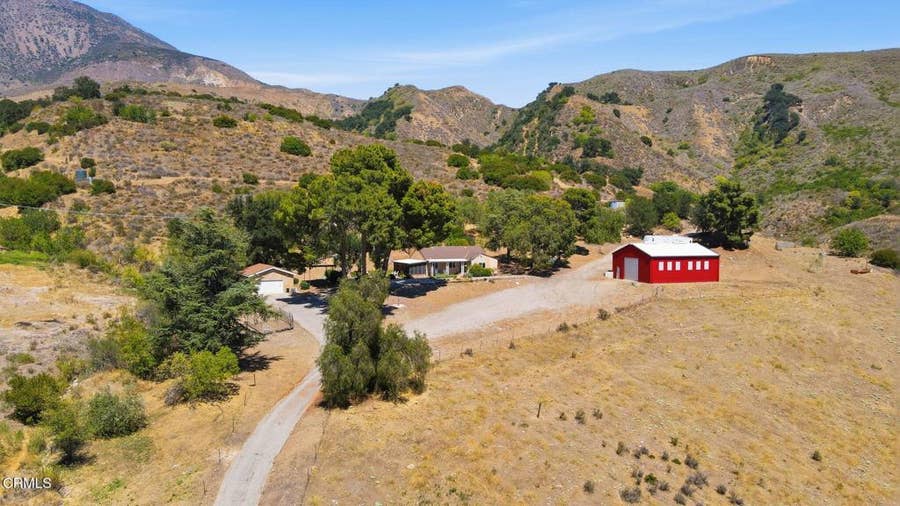 Property photo for 16840 Anlauf Road, Santa Paula, CA