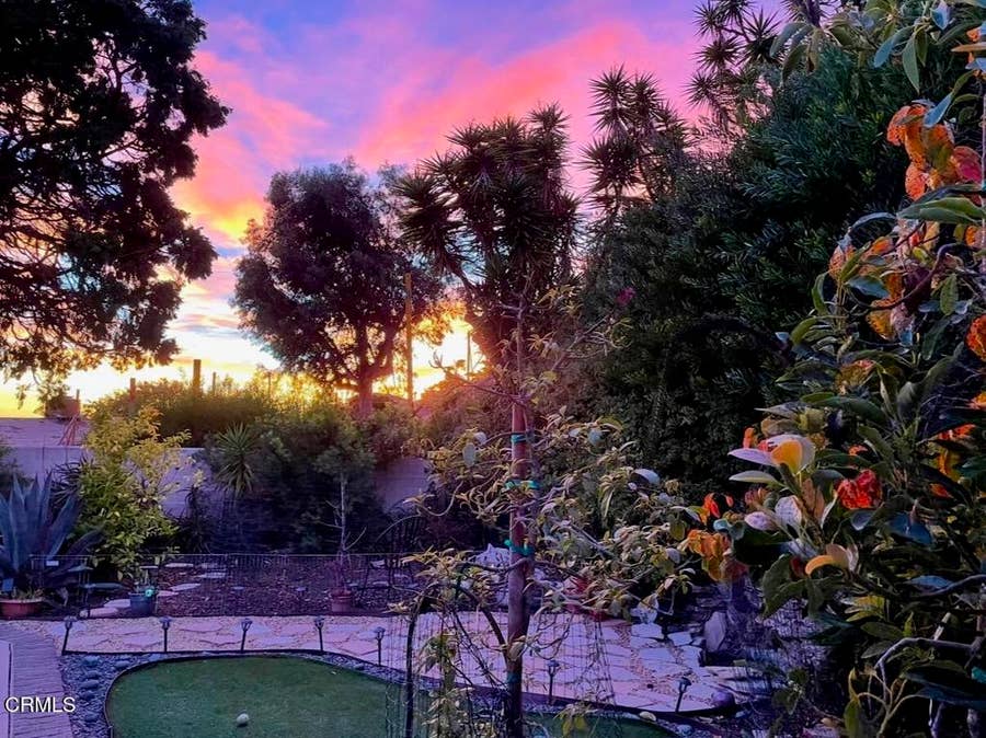 Property photo for 1231 Las Lomas Place, Pacific Palisades, CA
