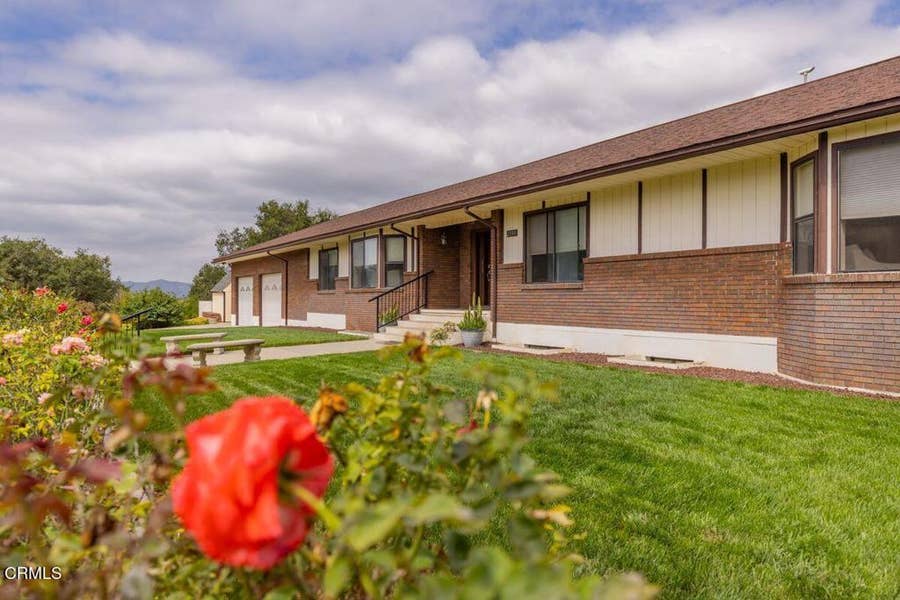 Property photo for 2999 Valley Meadow Drive, Oak View, CA