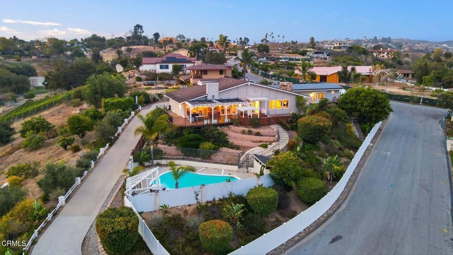 Property photo for 585 Otero Court, Camarillo, CA