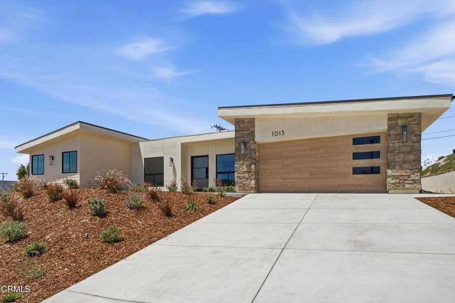 Property photo for 1013 Colina Vista, Ventura, CA