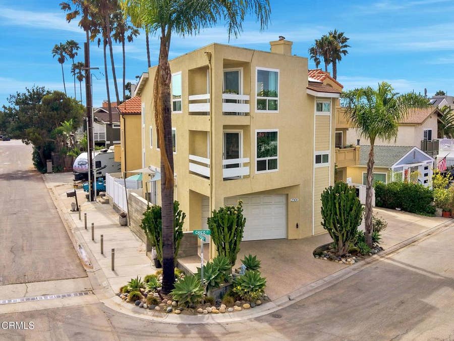 Property photo for 2301 Chico Court, Oxnard, CA