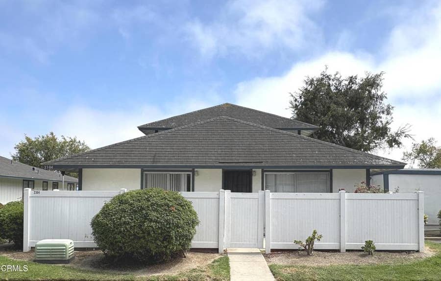 Property photo for 2304 Miramar Walk, Oxnard, CA