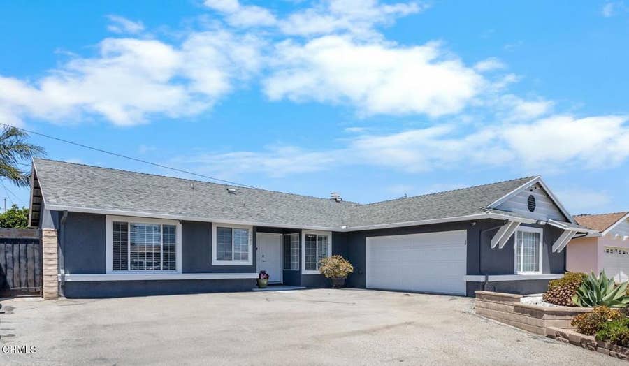 Property photo for 1001 Redwood Street, Oxnard, CA