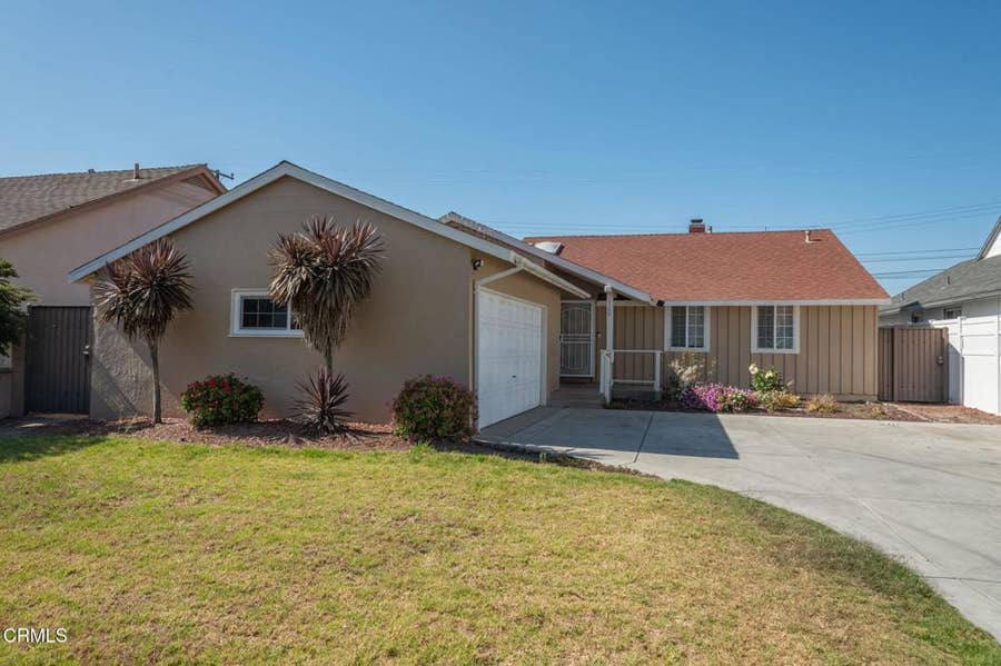 Property photo for 1109 Douglas Avenue, Oxnard, CA