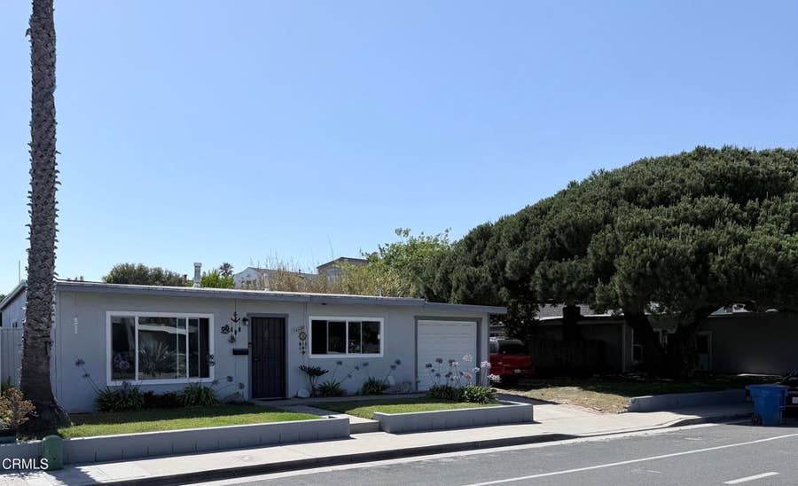 Property photo for 2800 Pierpont Boulevard, Ventura, CA