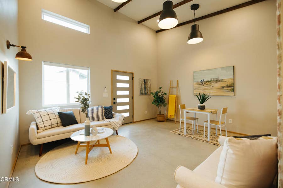 Property photo for 187 W Park Row Avenue, #101, Ventura, CA