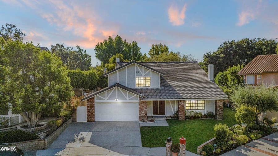 Property photo for 263 Fox Hills Drive, Thousand Oaks, CA