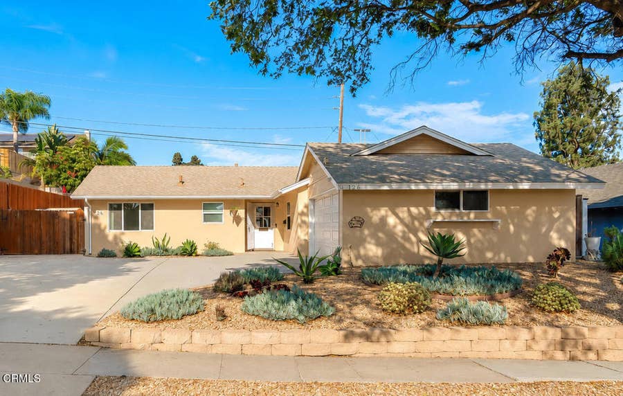 Property photo for 126 Hillview Avenue, Ventura, CA