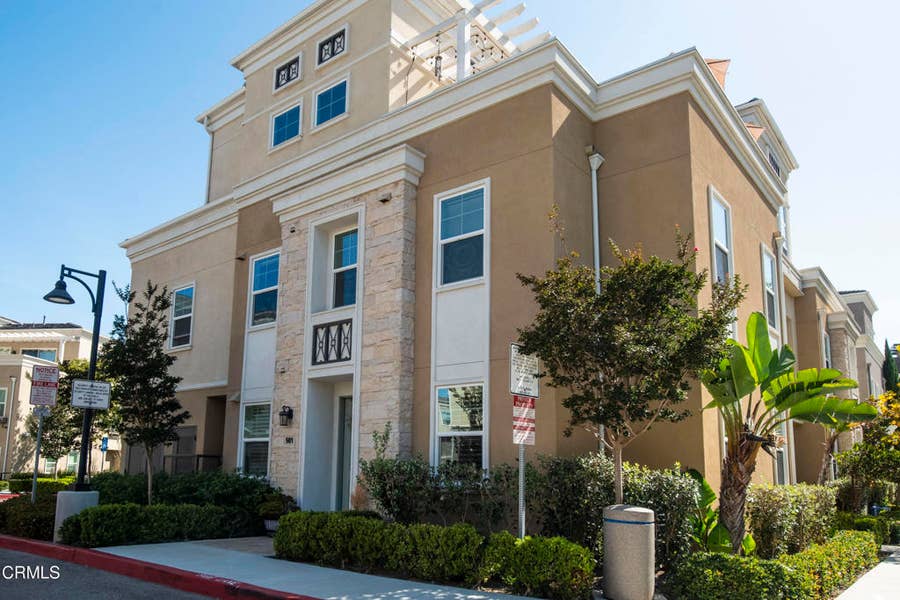 Property photo for 501 Winchester Drive, Oxnard, CA