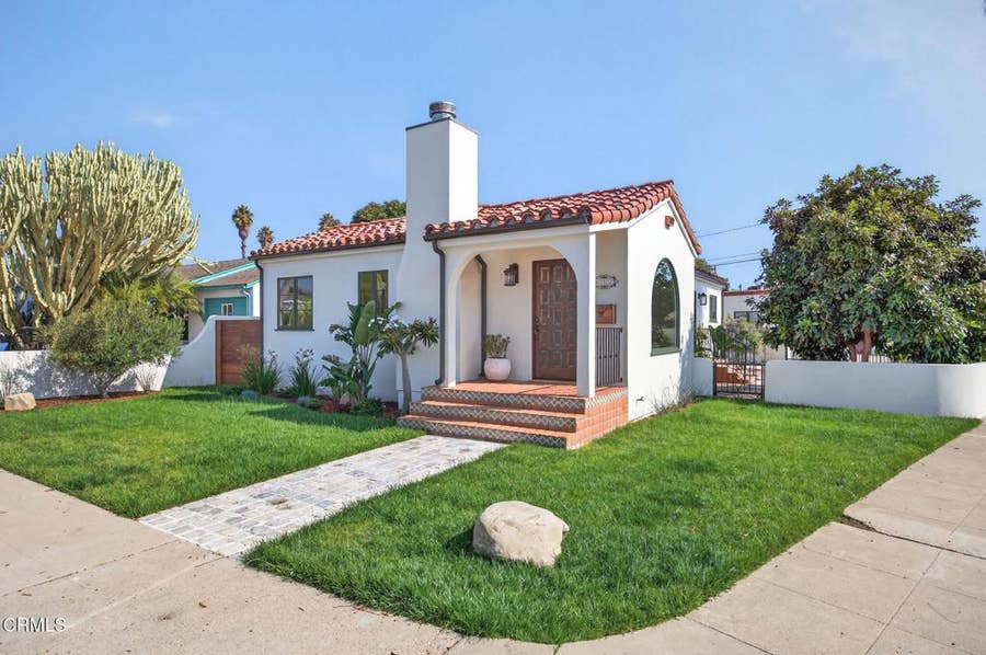 Property photo for 622 South Evergreen Drive Drive, Ventura, CA