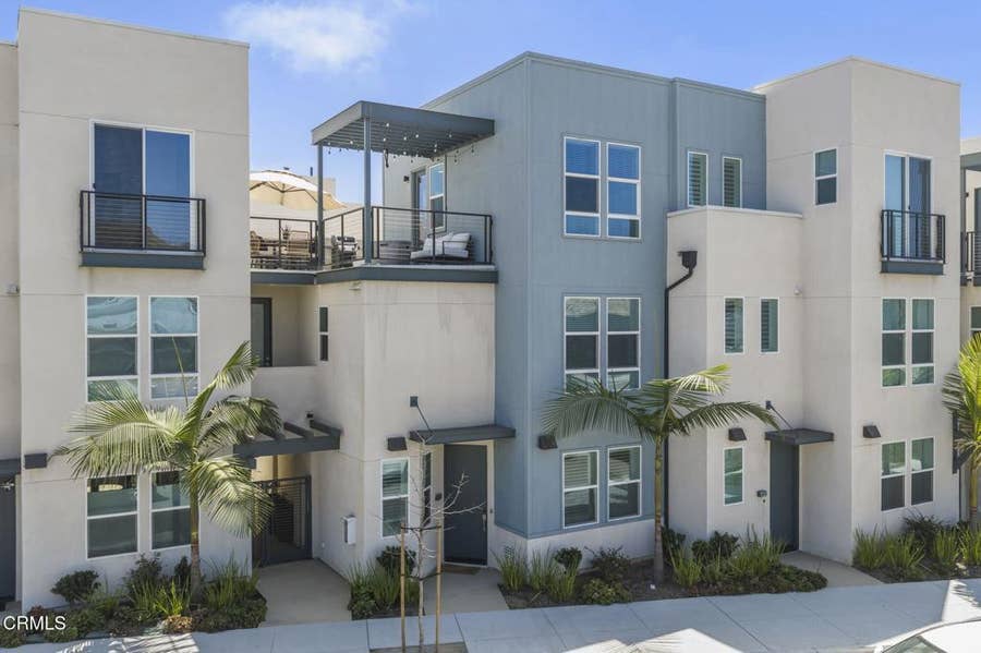 Property photo for 1230 E Thompson Boulevard, #103, Ventura, CA