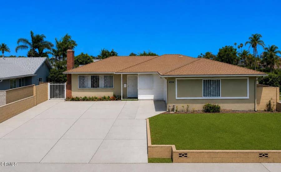 Property photo for 125 W Bard Road, Oxnard, CA