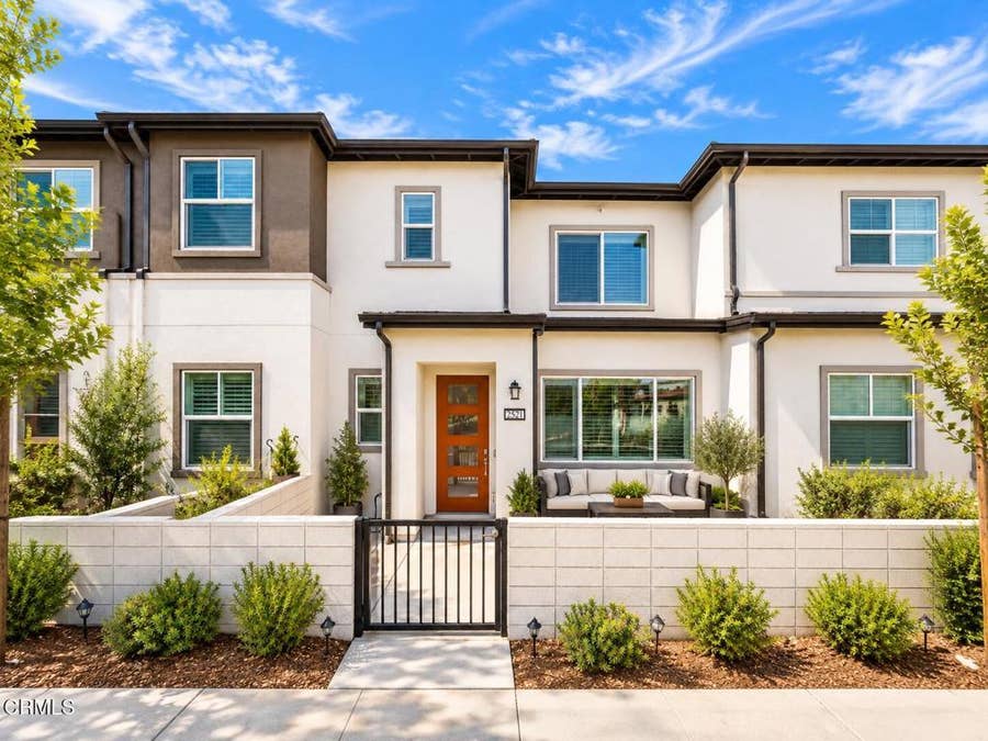Property photo for 2521 Little Rock Lane, Simi Valley, CA