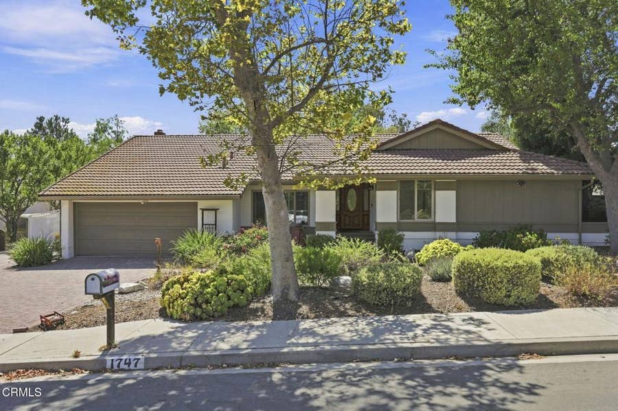 Property photo for 1747 Meander Drive, Simi Valley, CA