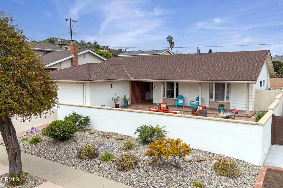Property photo for 220 Brevard Avenue, Ventura, CA