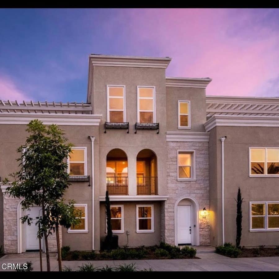 Property photo for 633 Winchester Drive, Oxnard, CA