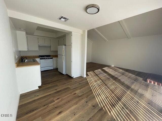 Property photo for 4950 Catamaran Street, Oxnard, CA
