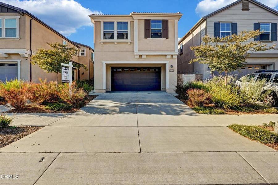 Property photo for 1951 Tangelo Way, Santa Paula, CA