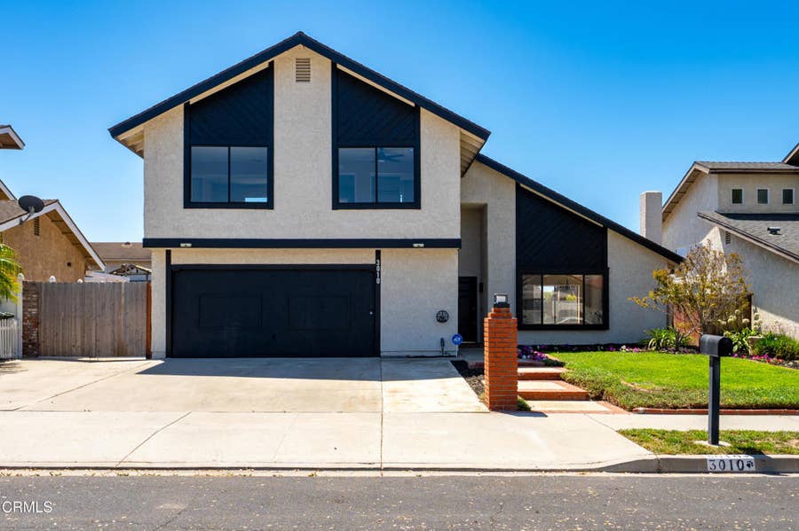 Property photo for 3010 Leeward Way, Oxnard, CA