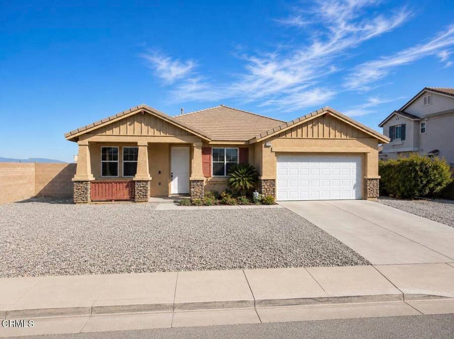 Property photo for 5753 Expedition Way, Palmdale, CA