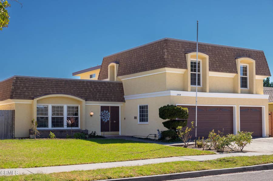 Property photo for 2434 El Cajon Way, Oxnard, CA
