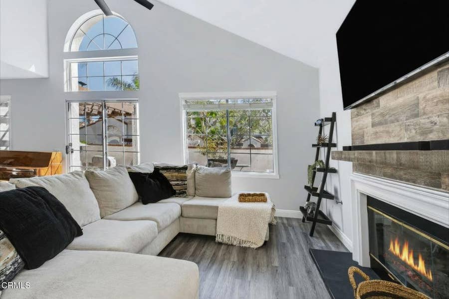 Property photo for 287 Camino Toluca, Camarillo, CA