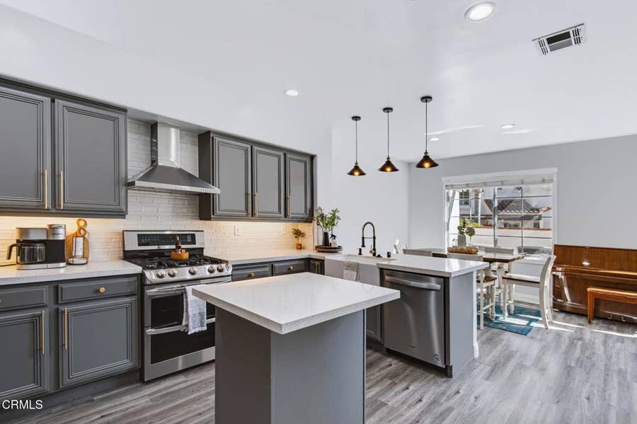 Property photo for 287 Camino Toluca, Camarillo, CA
