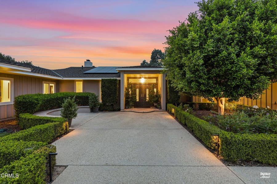 Property photo for 125 Vientos Road, Camarillo, CA